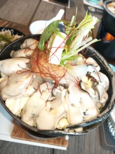 篠島フグと牡蠣のみそバター鍋の画像